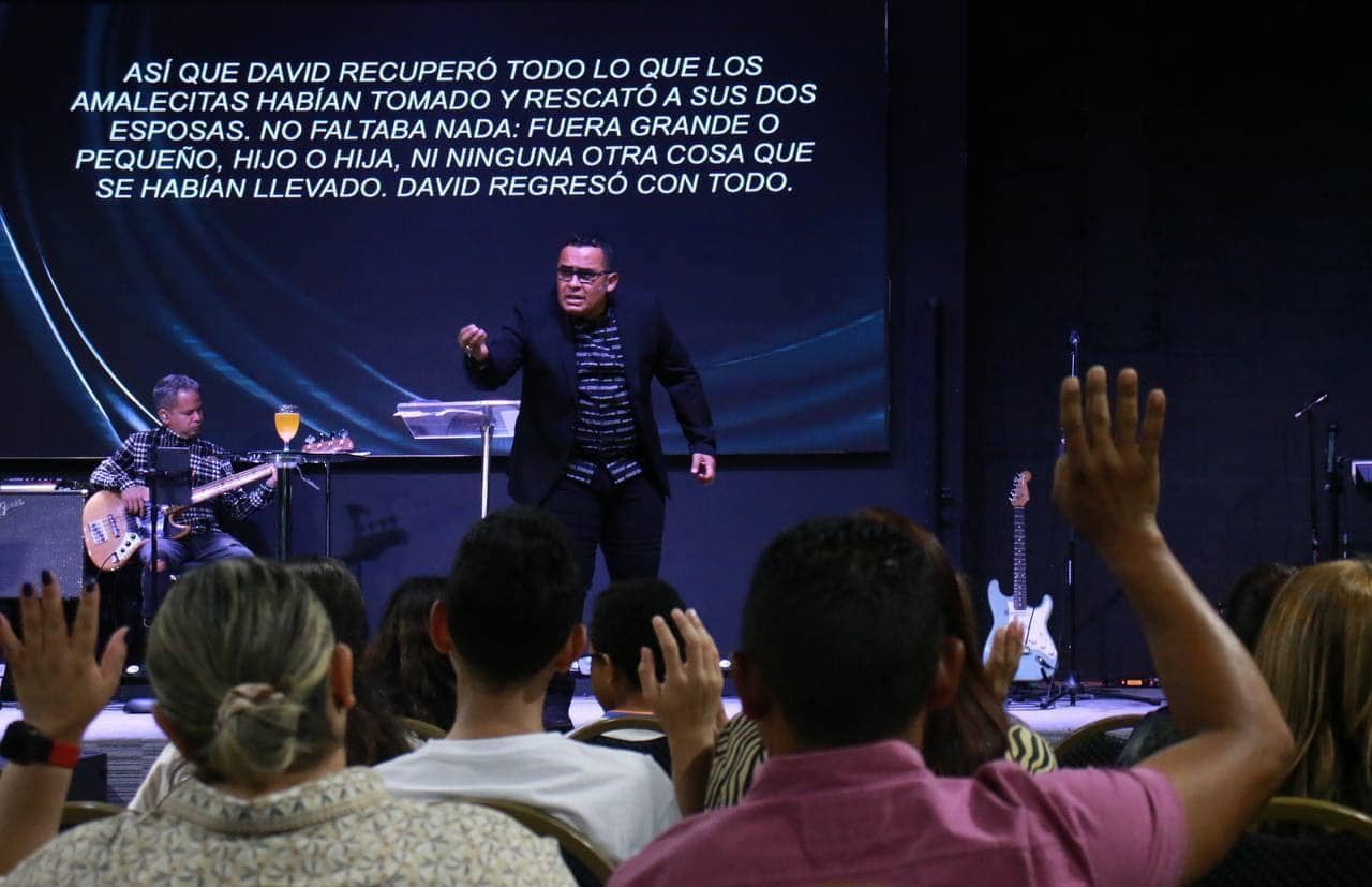 iglesia en Miami la casa del poder de dios en miami en Doral FL